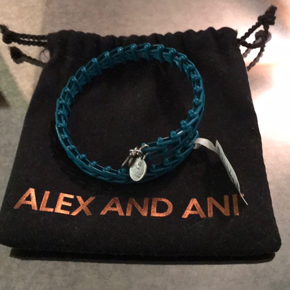 Alex and Ani gypsy 66 wrap in turquoise